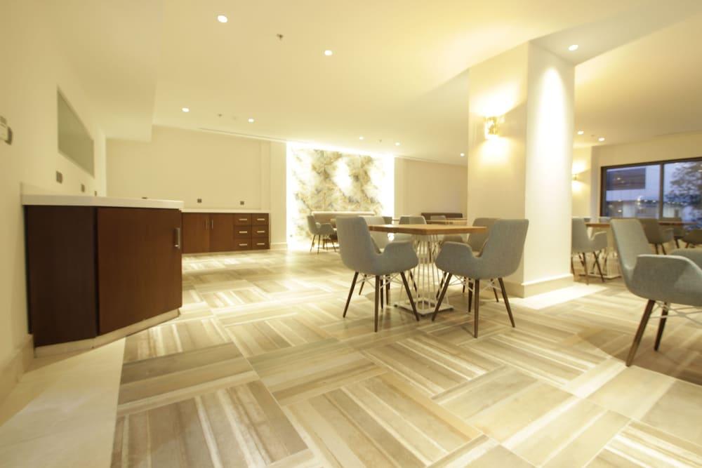 Diwan Residence Prince Sultan Road Jeddah Exterior photo