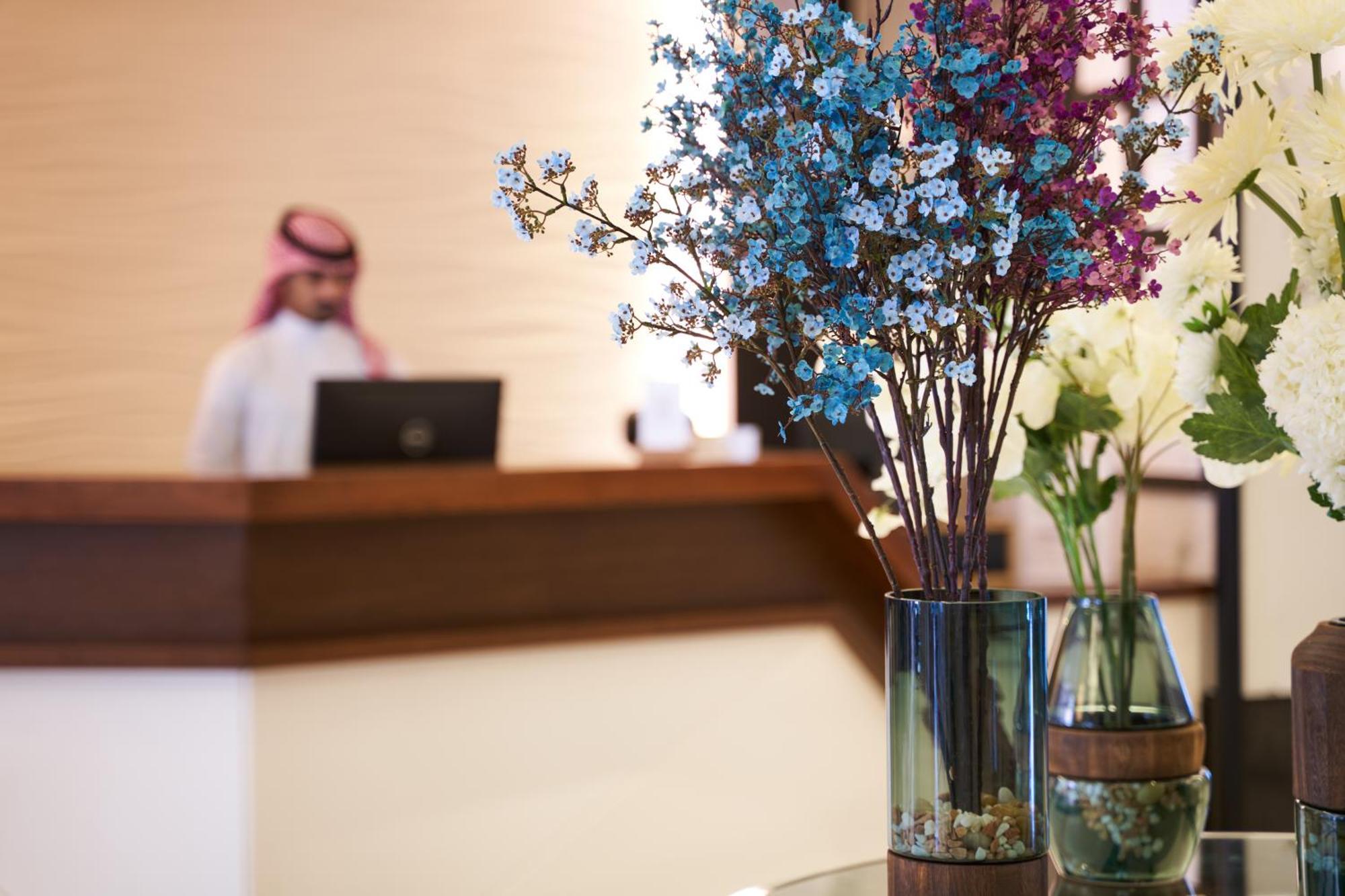 Diwan Residence Prince Sultan Road Jeddah Exterior photo